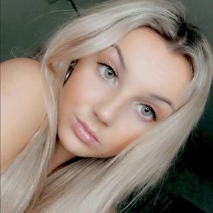 Meet your Posher, Sabrina